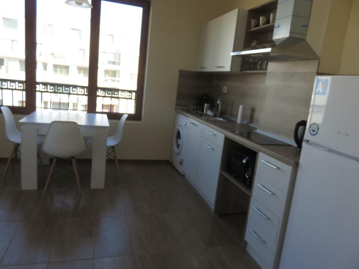 Nereya Palace Studio Mona Lägenhet Pomorie Exteriör bild