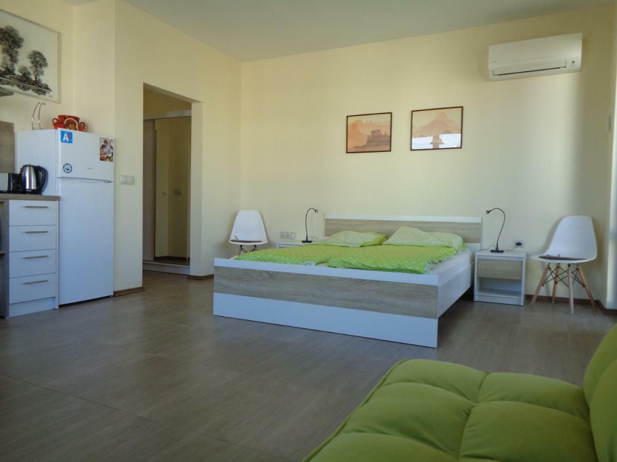 Nereya Palace Studio Mona Lägenhet Pomorie Exteriör bild